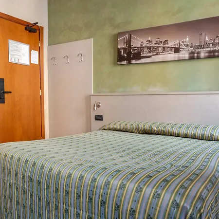 Posta - Comfortable In * Ventimiglia