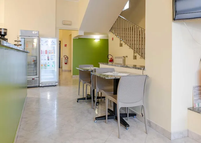 Hotel Posta - Comfortable In Ventimiglia