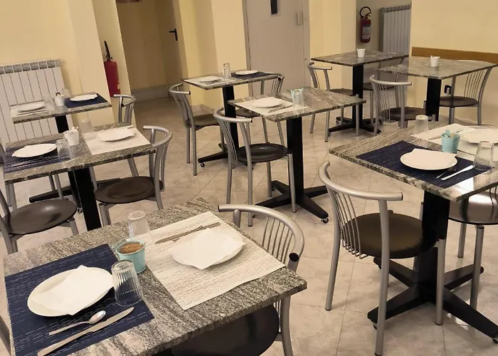 Posta - Comfortable In Hotel Ventimiglia