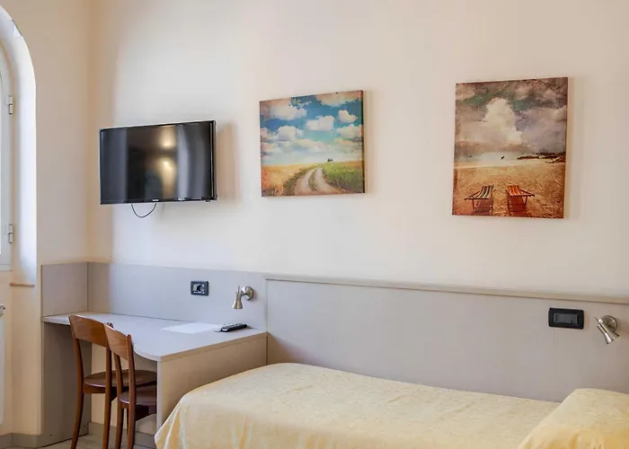 Posta - Comfortable In Hotel Ventimiglia