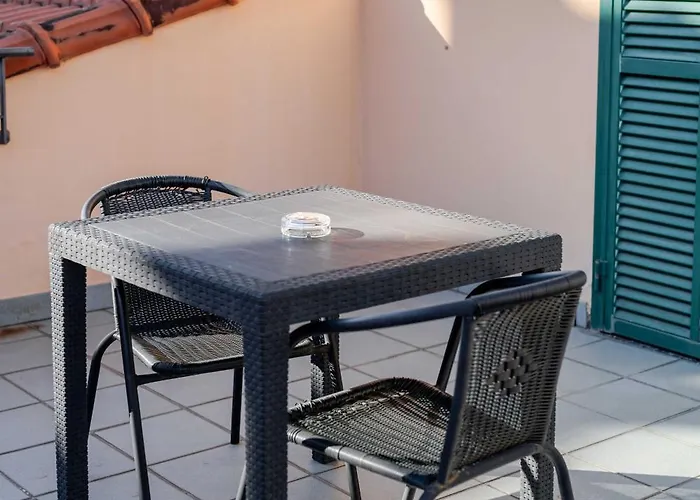 Posta - Comfortable In * Ventimiglia