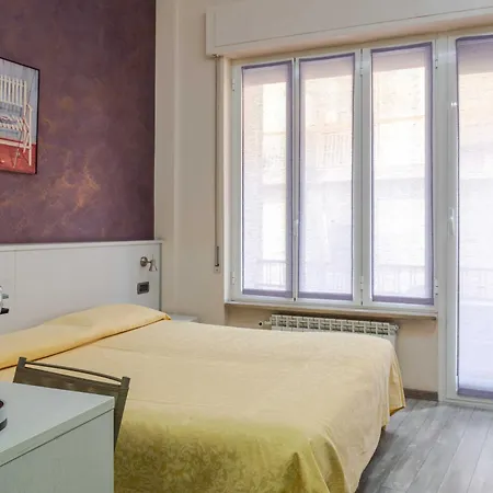 Posta - Comfortable In * Ventimiglia