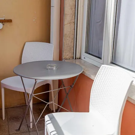 Posta - Comfortable In Hotel Ventimiglia