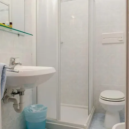 Posta - Comfortable In Вентимилья